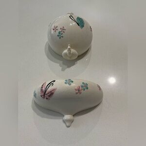 Vintage Hull Pottery 1956 Wall Hanging Butterfly Flowers Lavabo B25 B24 USA Made